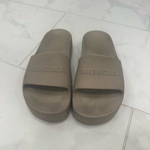 Balenciaga logo platform slide sandal